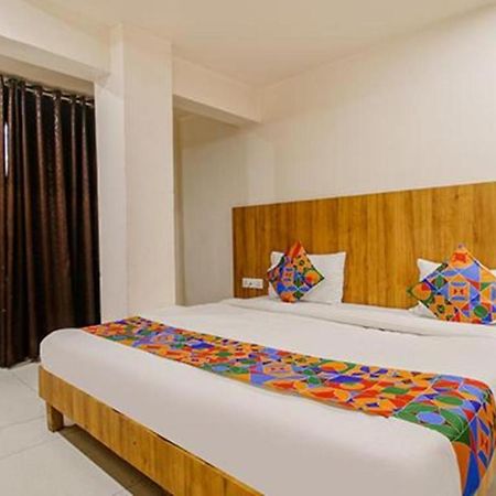 โอโย 70473 โฮเต็ล ซันไชน์ รีเจนซี Hotel โบปาล ภายนอก รูปภาพ