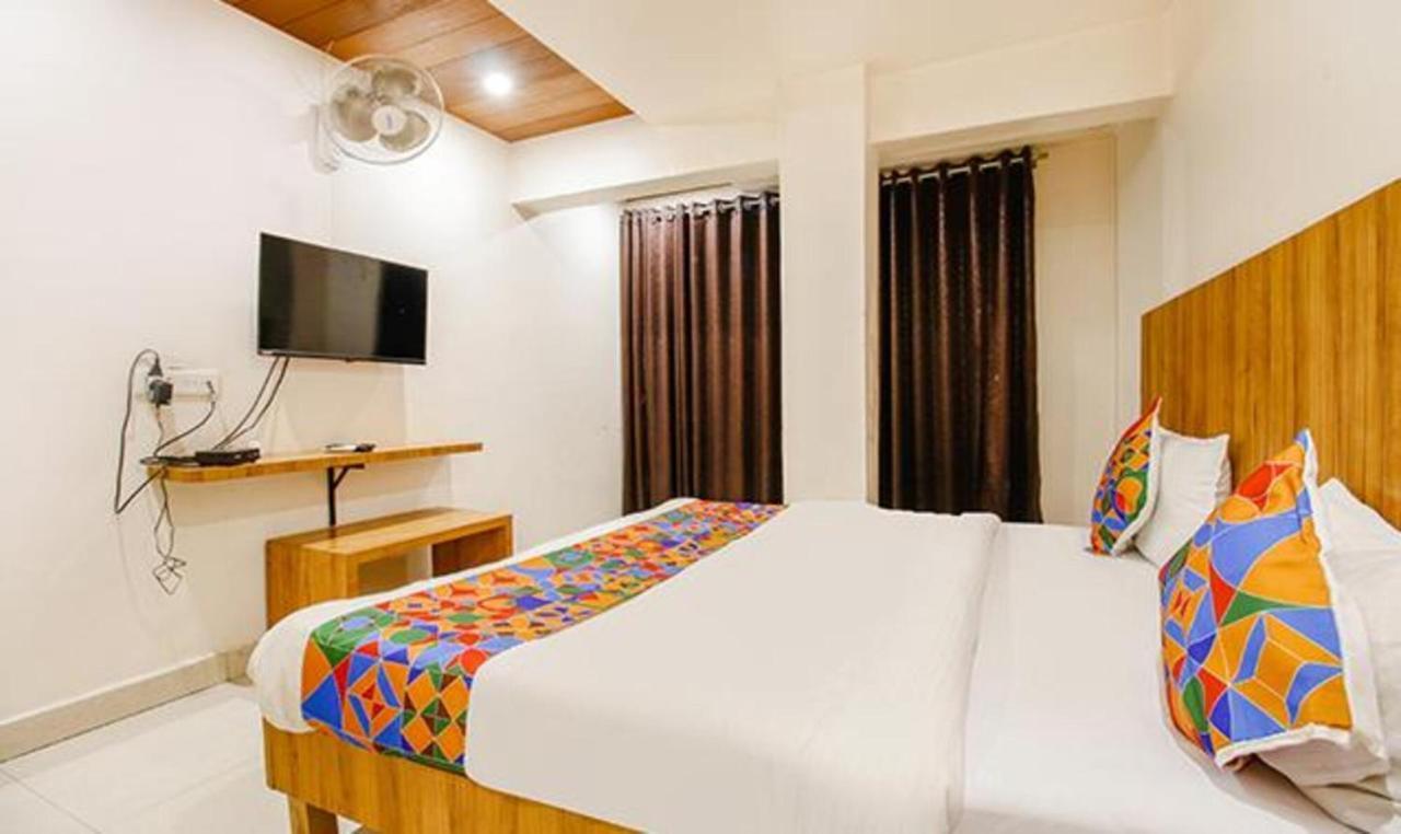 โอโย 70473 โฮเต็ล ซันไชน์ รีเจนซี Hotel โบปาล ภายนอก รูปภาพ