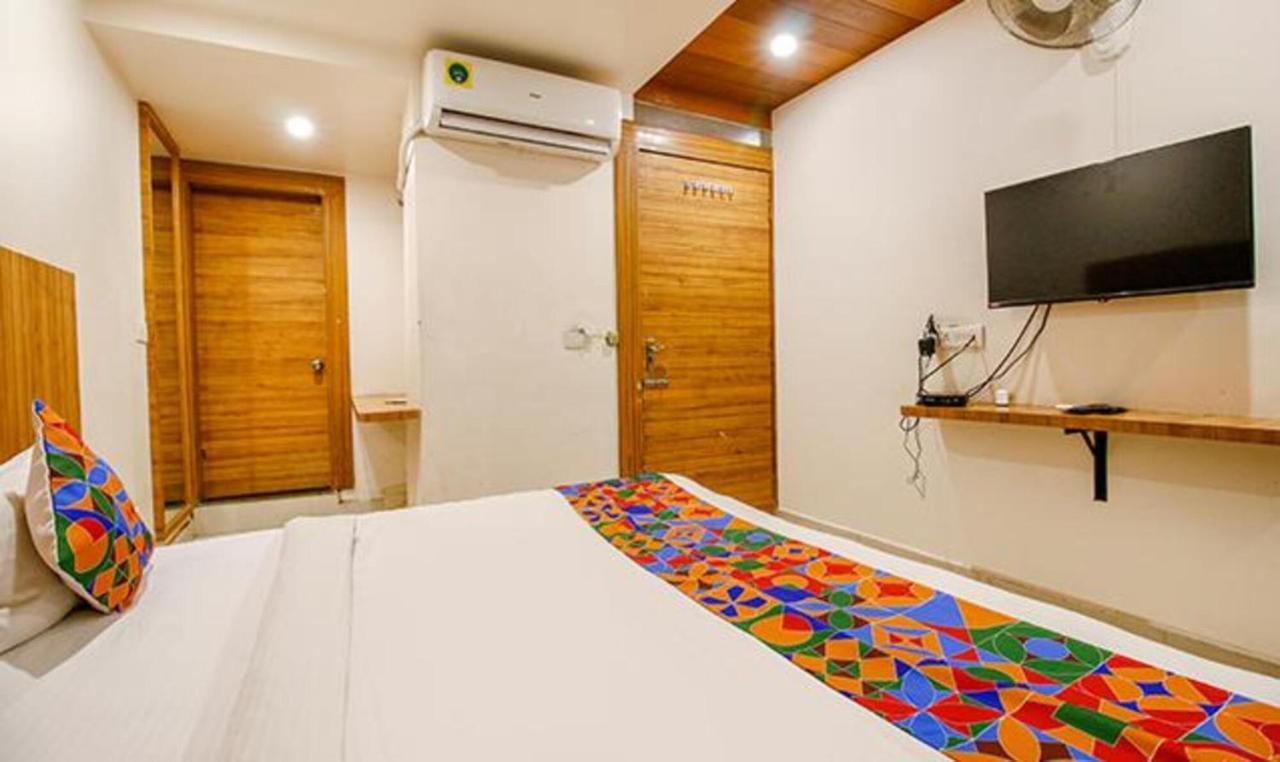 โอโย 70473 โฮเต็ล ซันไชน์ รีเจนซี Hotel โบปาล ภายนอก รูปภาพ