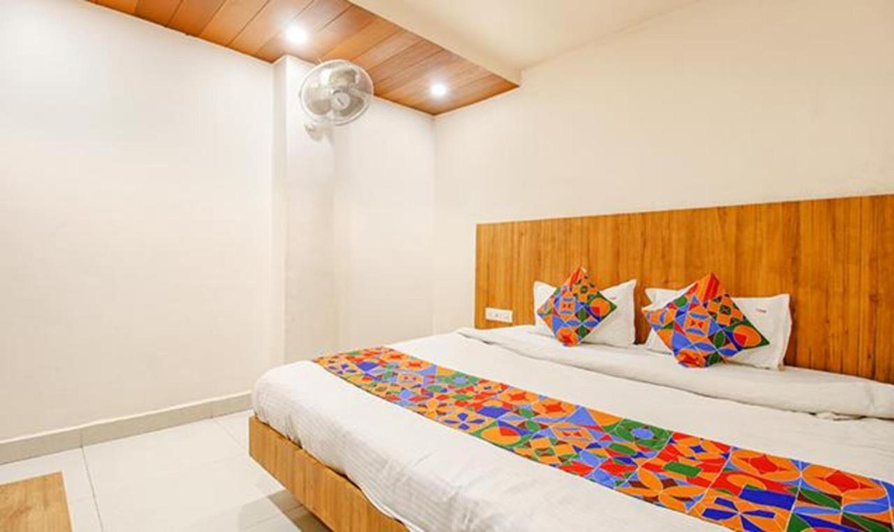 โอโย 70473 โฮเต็ล ซันไชน์ รีเจนซี Hotel โบปาล ภายนอก รูปภาพ